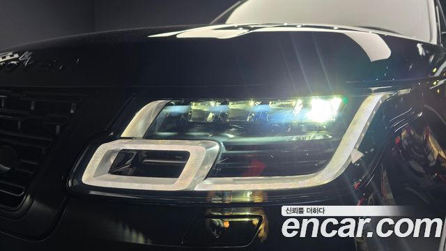 Land Rover Range Rover 2018 — photo 8