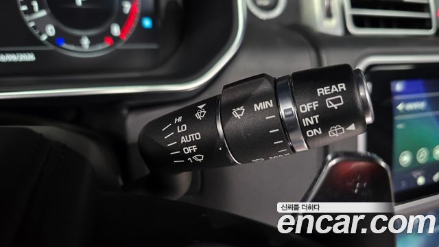 Land Rover Range Rover 2018 — photo 29