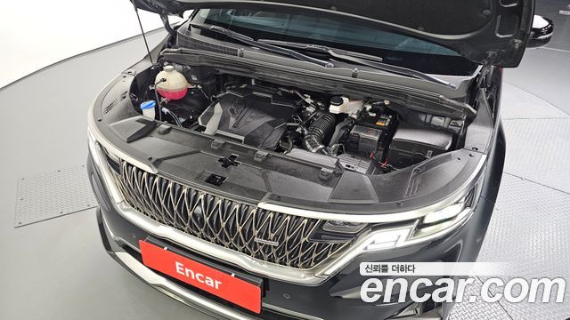 Kia Canival 2023 — photo 6