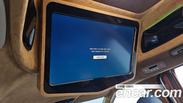 Kia Canival 2023 — photo 18