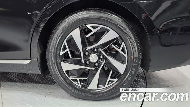 Hyundai Grandeur 2023 — photo 7