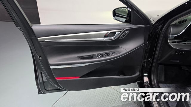 Hyundai Grandeur 2023 — photo 14
