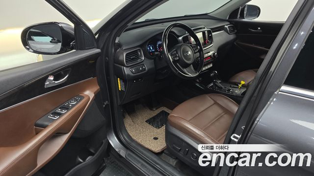 Kia Sorento 2016 — photo 13