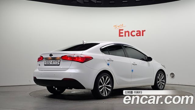 Kia K3 2015 — photo 2