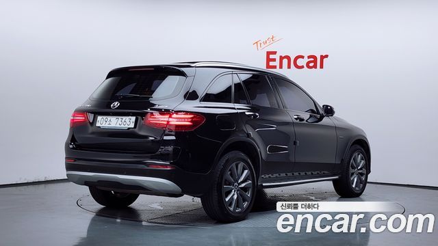 Mercedes-Benz GLC-Class 2019 — photo 2