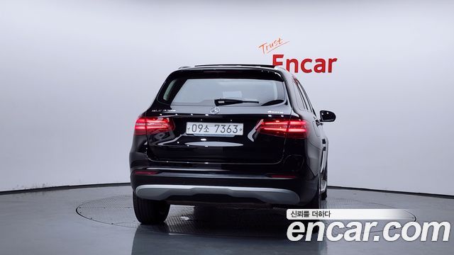 Mercedes-Benz GLC-Class 2019 — photo 4