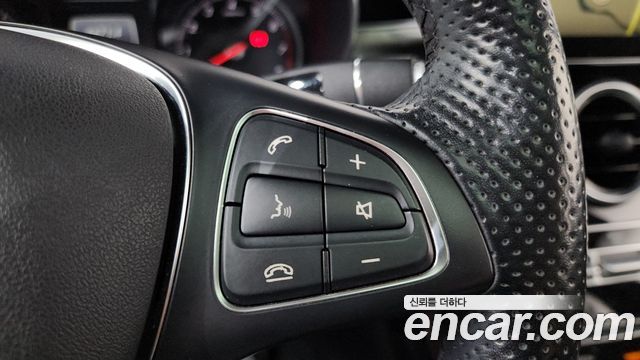 Mercedes-Benz GLC-Class 2019 — photo 22
