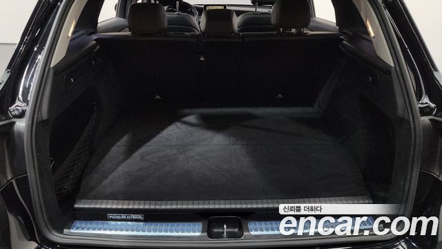Mercedes-Benz GLC-Class 2019 — photo 26
