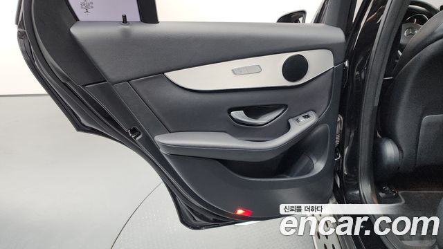 Mercedes-Benz GLC-Class 2019 — photo 15