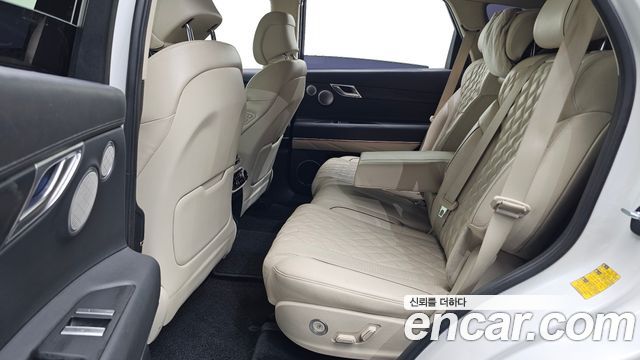 Genesis GV80 2020 — photo 11