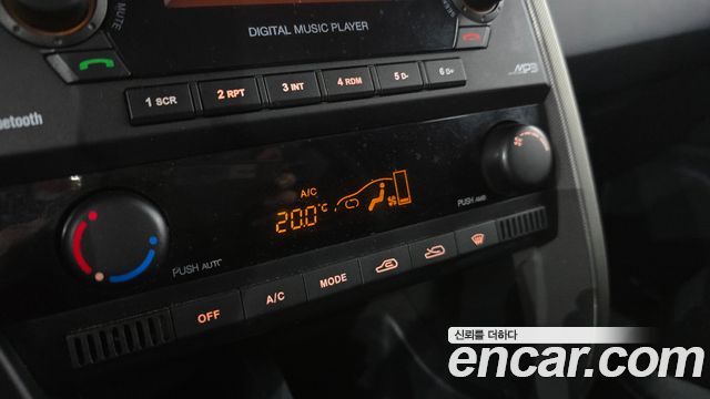KG Mobility KORANDO 2014 — photo 21