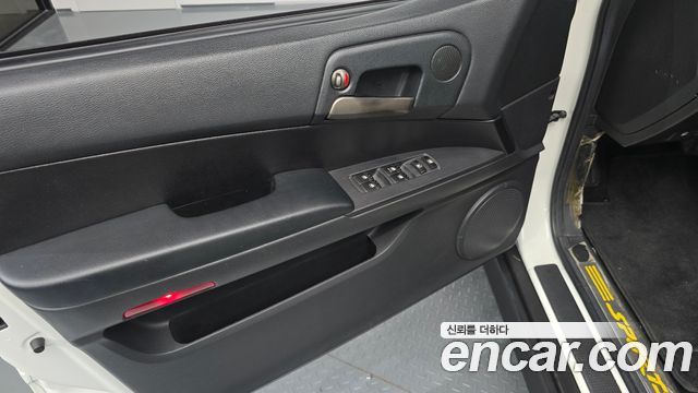 KG Mobility KORANDO 2014 — photo 14