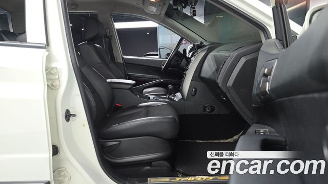 KG Mobility KORANDO 2014 — photo 16