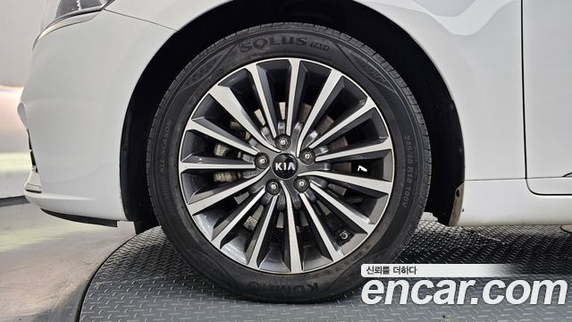 Kia K7 2016 — photo 5