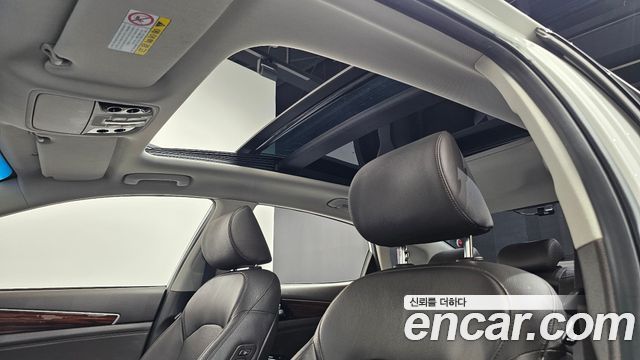 Kia K7 2016 — photo 19