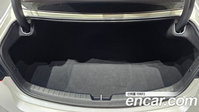 Kia K7 2016 — photo 20