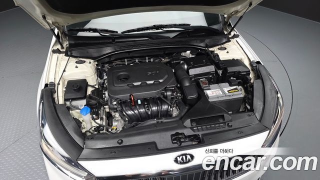 Kia K7 2019 — photo 6
