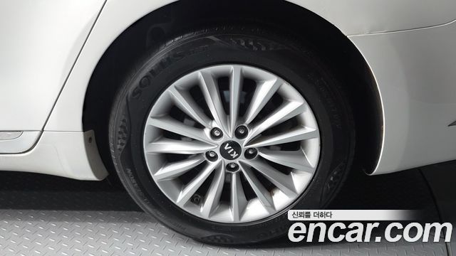 Kia K7 2019 — photo 7