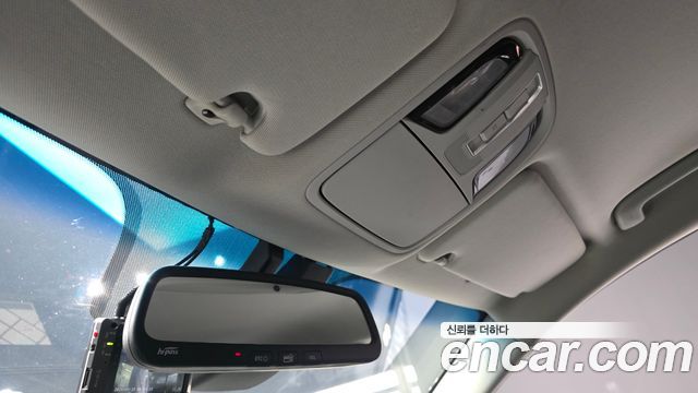 Kia K7 2019 — photo 29