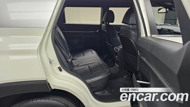 KG Mobility Torres 2023 — photo 17