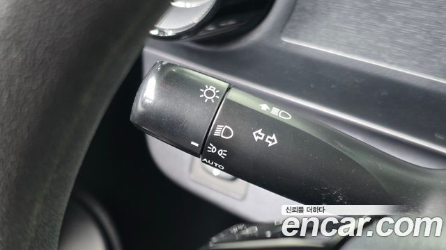 Toyota Prius 2018 — photo 24