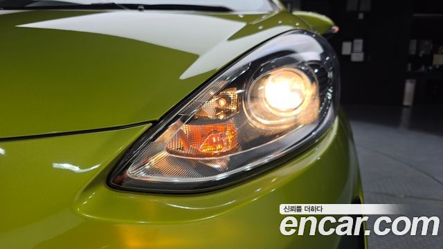 Toyota Prius 2018 — photo 8