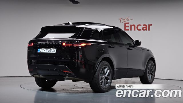 Land Rover Range Rover Velar 2026 — photo 2