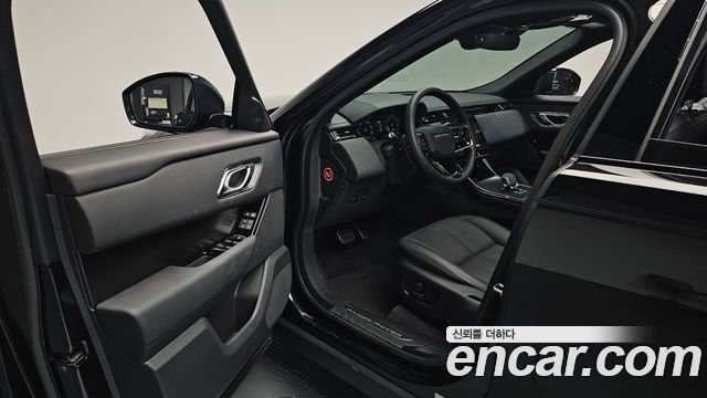 Land Rover Range Rover Velar 2026 — photo 13