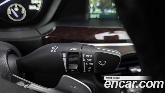 Genesis EQ900 2016 — photo 20
