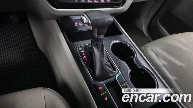 Kia Canival 2019 — photo 12