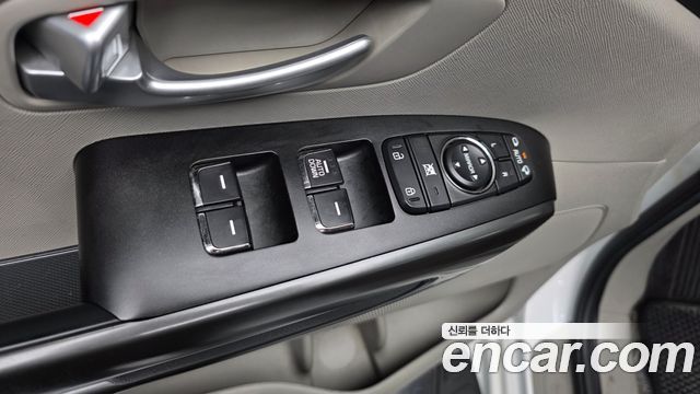Kia Canival 2019 — photo 24