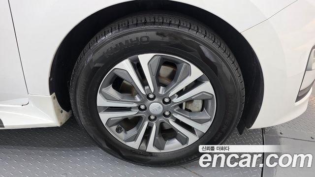 Kia Canival 2019 — photo 7