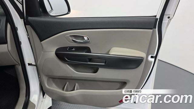 Kia Canival 2019 — photo 15