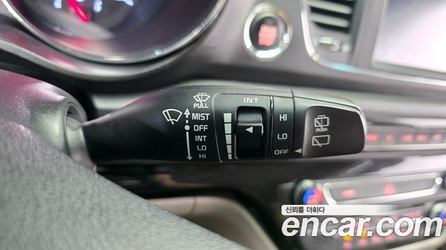 Kia Canival 2019 — photo 29