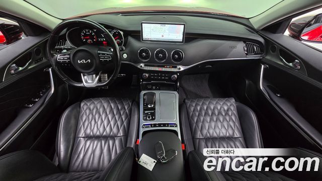 Kia Stinger 2023 — photo 7