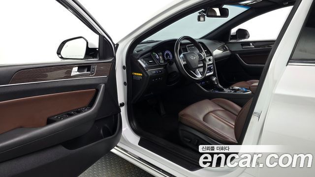 Hyundai Sonata 2019 — photo 13