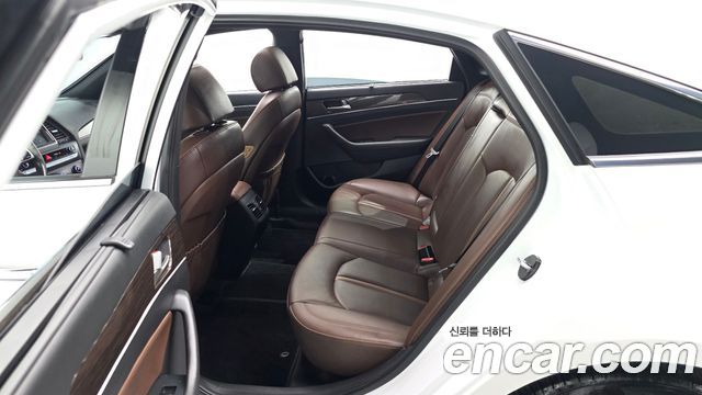 Hyundai Sonata 2019 — photo 18