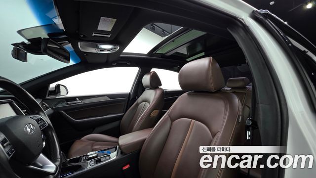 Hyundai Sonata 2019 — photo 24