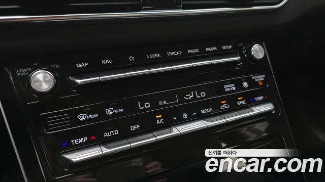 Kia K7 2020 — photo 24