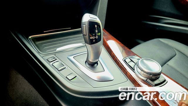 BMW 3-Series 2014 — photo 9