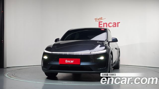 Tesla Model Y 2026 — photo 3