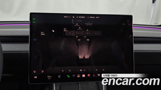 Tesla Model Y 2026 — photo 28