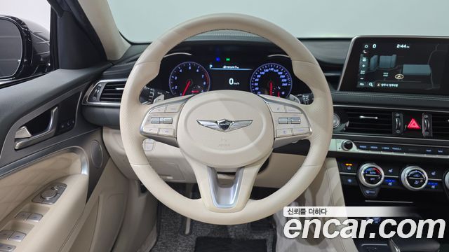 Genesis G70 2019 — photo 18