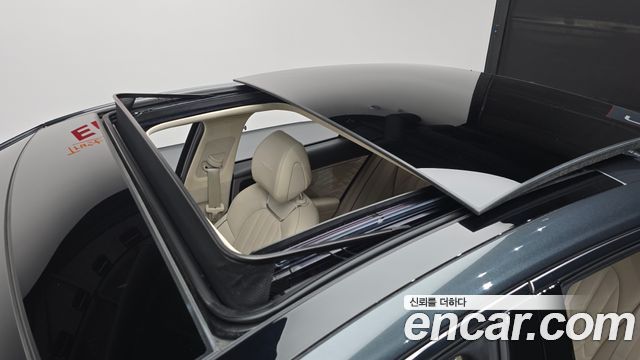 Genesis G70 2019 — photo 25