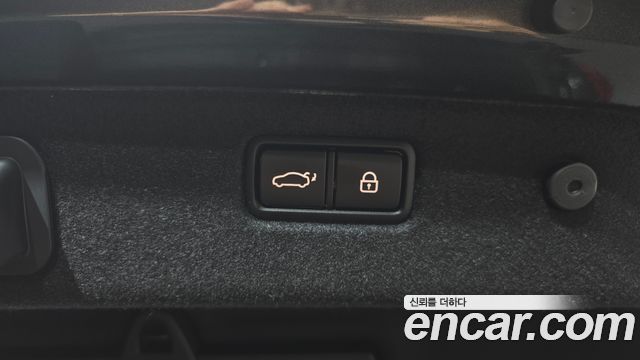 Genesis G70 2019 — photo 26