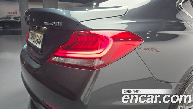 Genesis G70 2019 — photo 9
