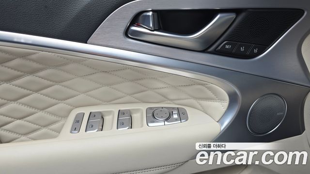 Genesis G70 2019 — photo 29