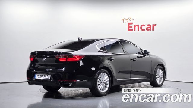 Kia K7 2017 — photo 2