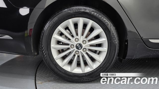 Kia K7 2017 — photo 5