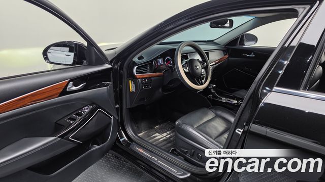 Kia K7 2017 — photo 13